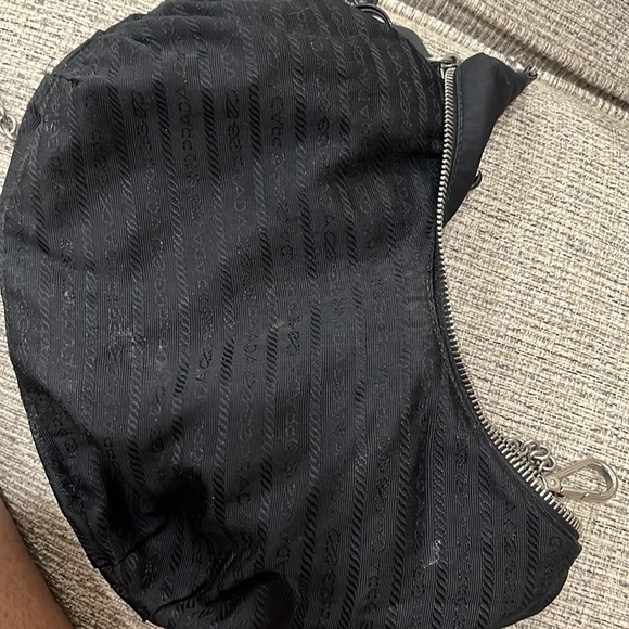 Prada bag - Picture 4 of 7